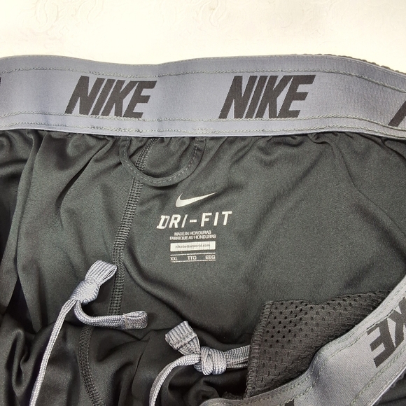 Nike Dri- Fit For Men Black Shorts Plus Size XXL - Picture 6 of 9